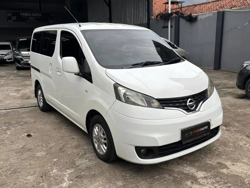 Nissan Evalia XV 2012 Automatic Mobil Keluarga Ternyaman