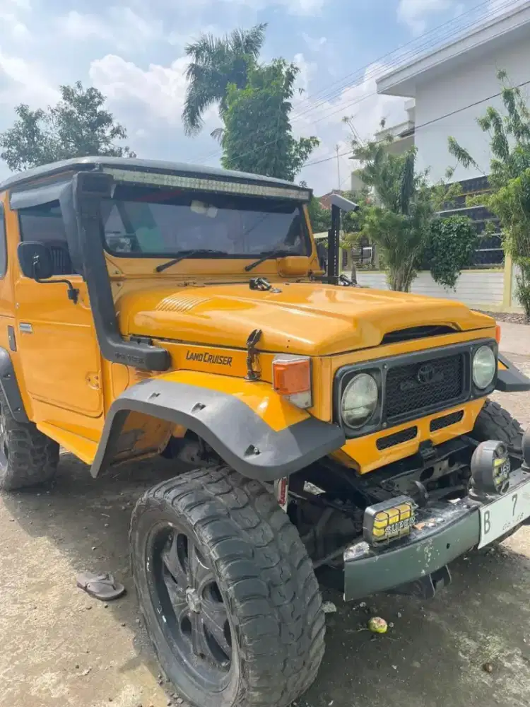 Hardtop Land Cruiser