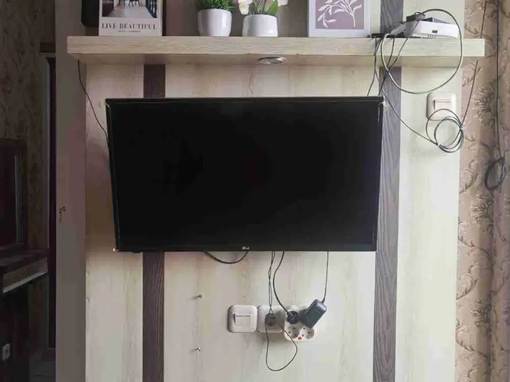 Sewa Pertahun Solusi Hemat! 2BR Green Pramuka City Full Furnished Free IPL