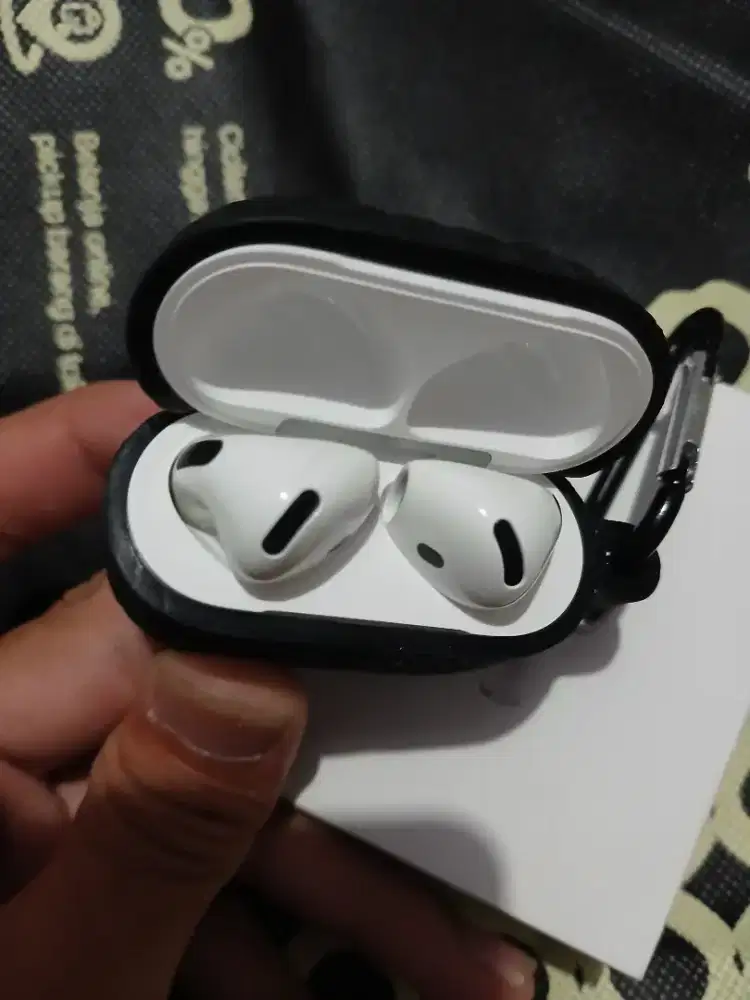 AIRPODS 4 NO ANC