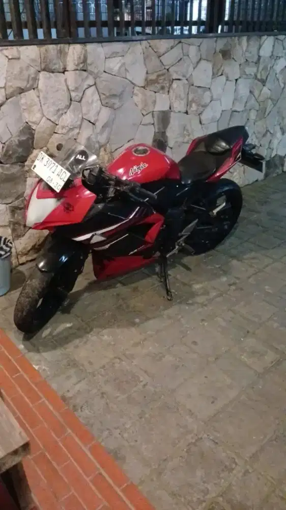 Kawasaki cc 250 th 2015