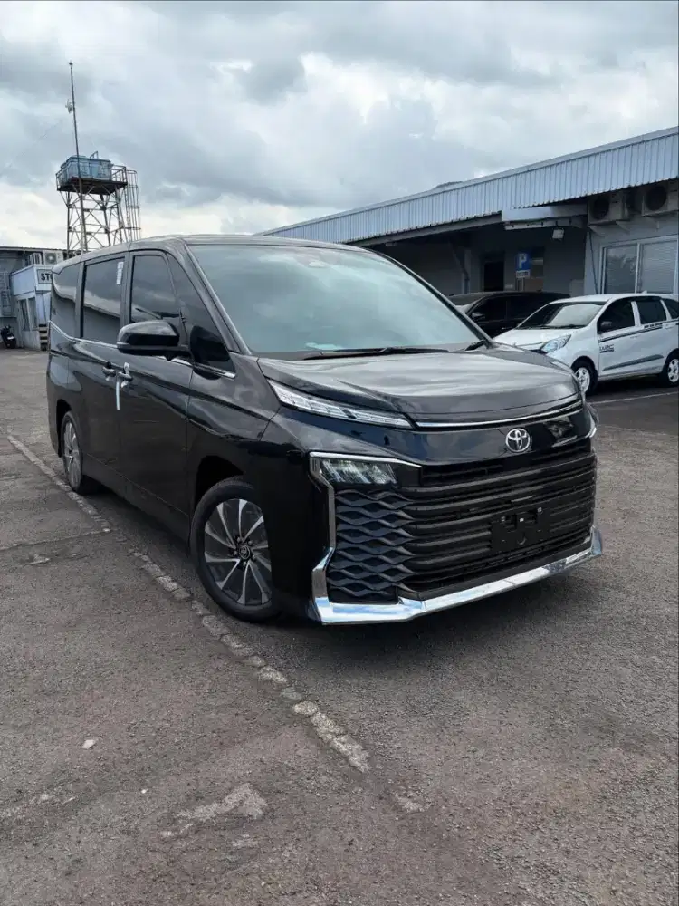New Toyota Voxy 2026