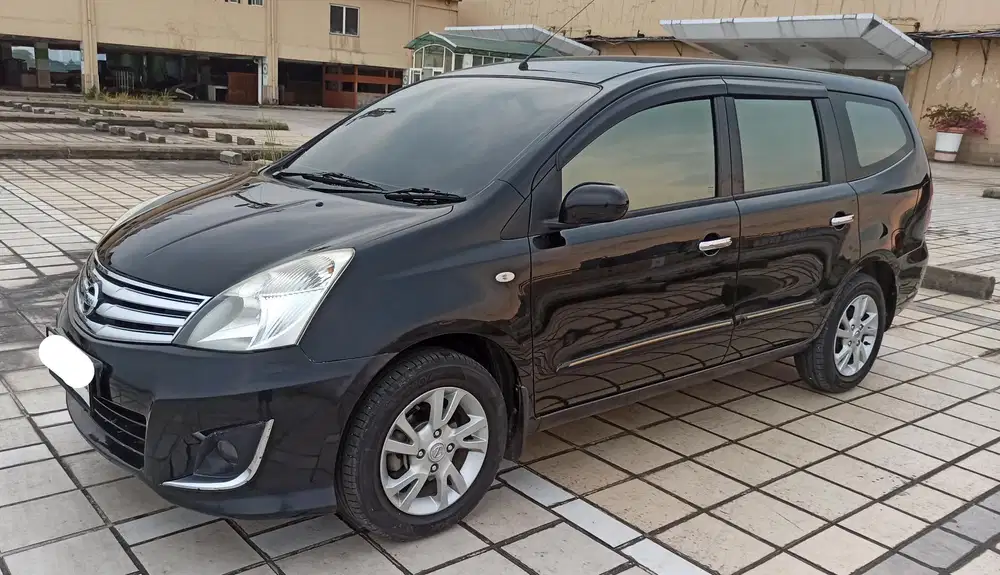 Nissan Grand livina 2012 Bensin