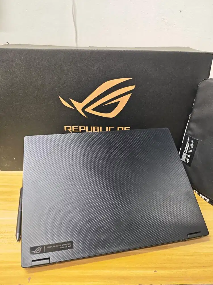 LAPTOP GAMING ASUS ROG FLOW X13 GV301CR