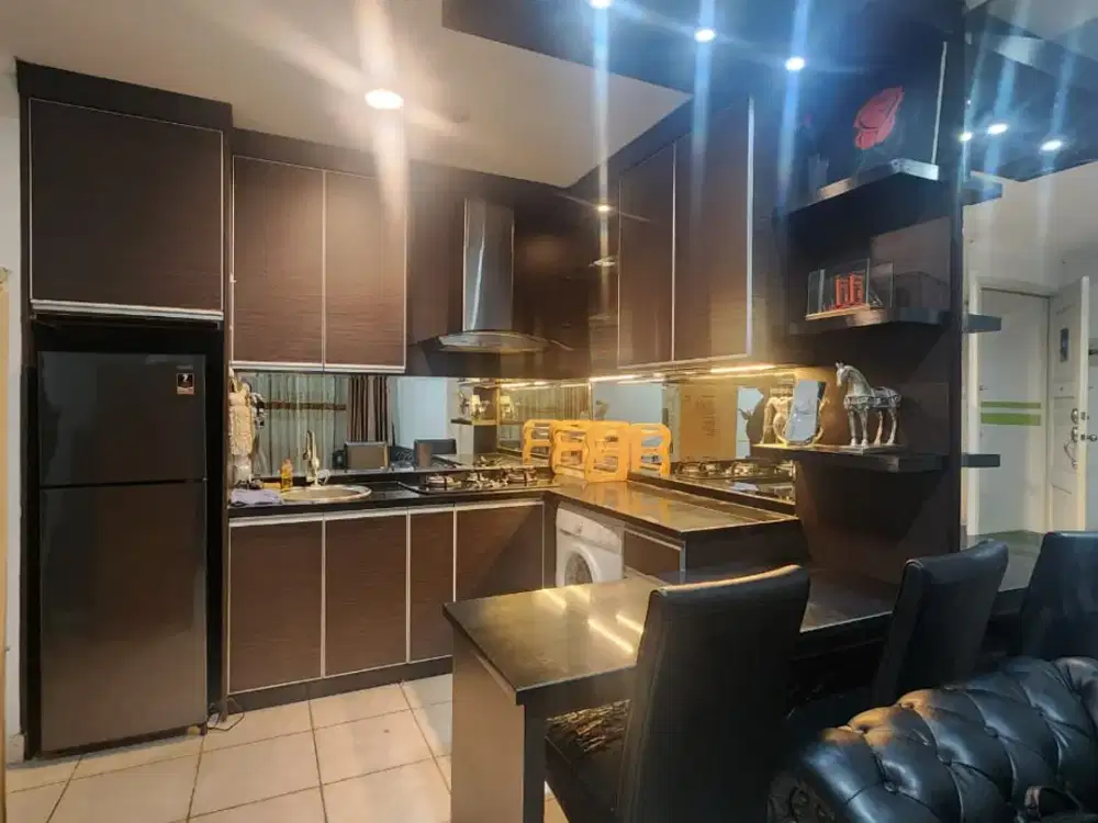 DISEWA APARTEMEN CITY HOME MOI KELAPA GADING TOWER SANTA MONICA BAY LANTAI RENDAH HADAP TIMUR