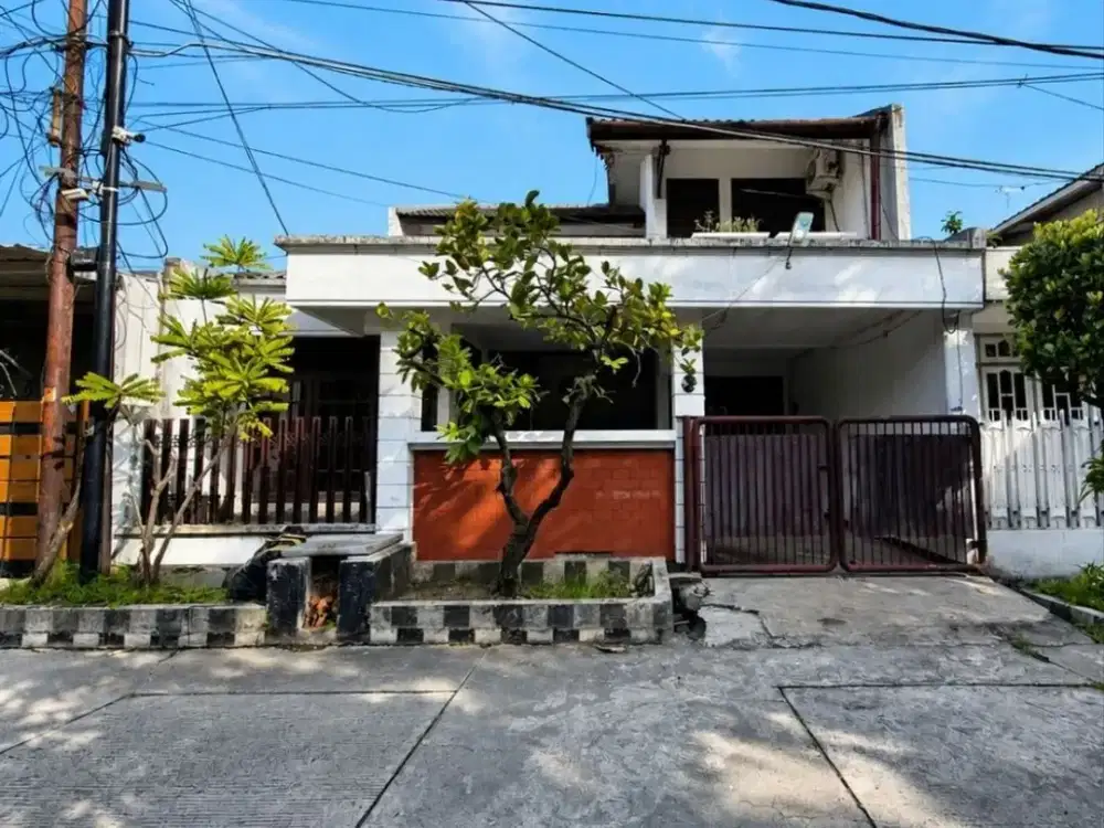 Rumah Wisma Permai STRATEGIS, SIAP HUNI, CARPORT