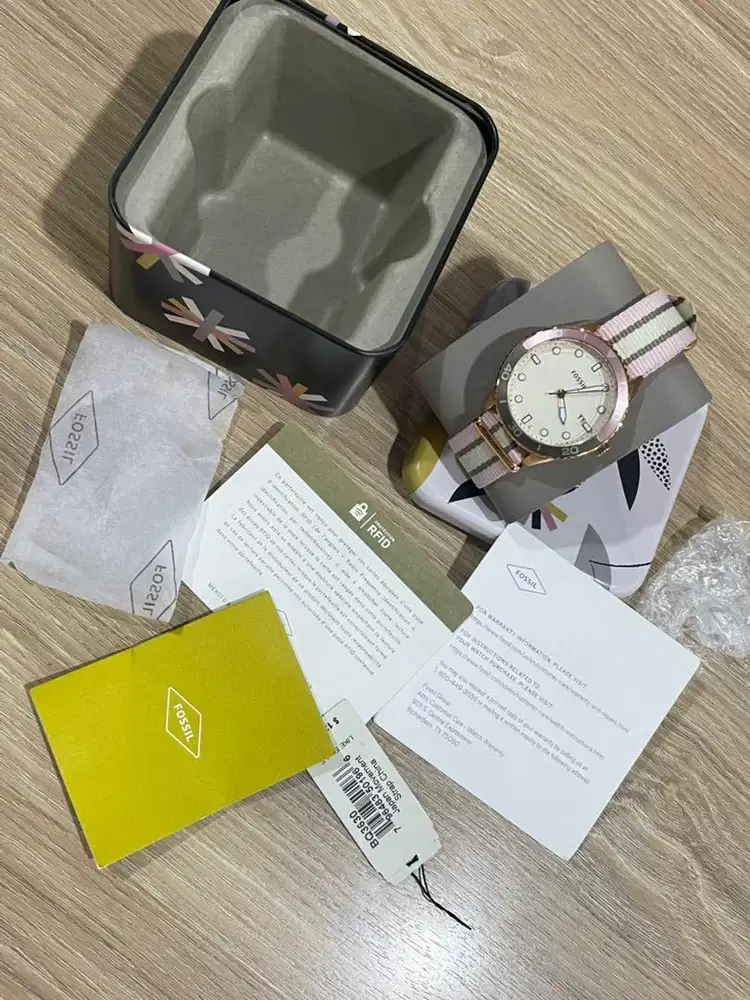 FOSSIL ORIGINAL
