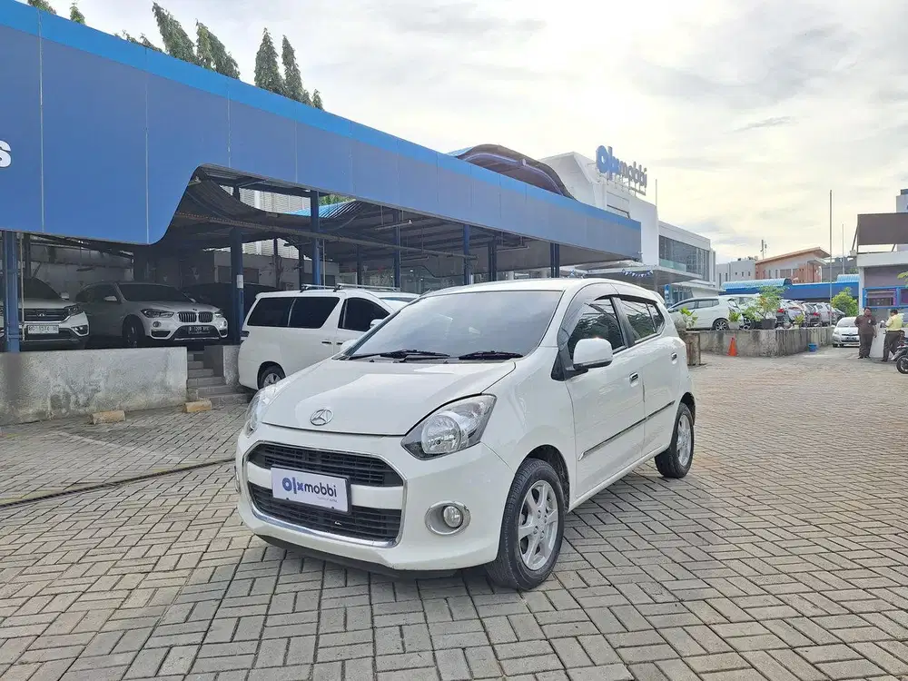 TDP 1 JUTA Daihatsu Ayla 1.0 X Bensin-MT 2016 Putih CAEKD