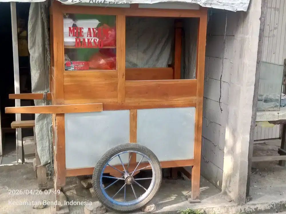 Gerobak Mie ayam Atau Baso