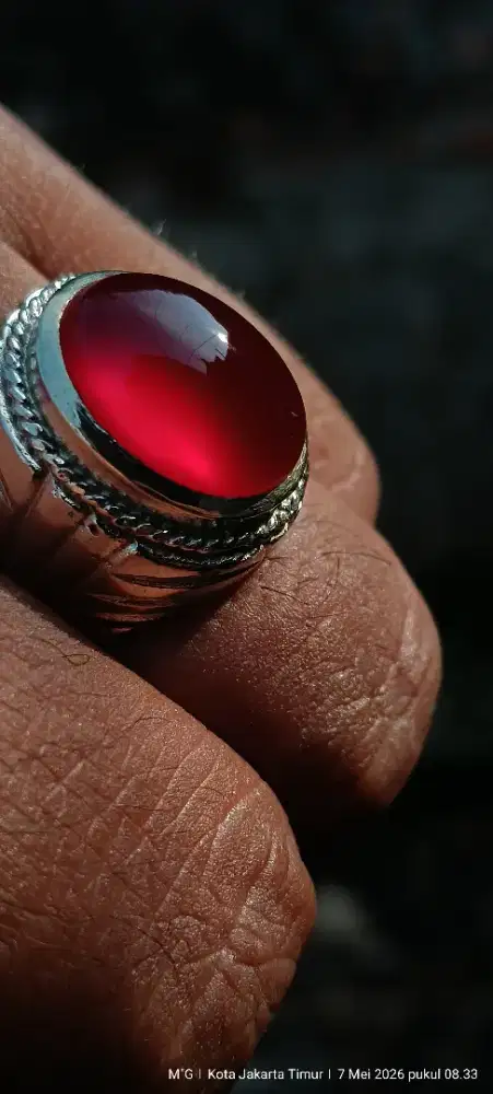 Batu Red Baron pacitan