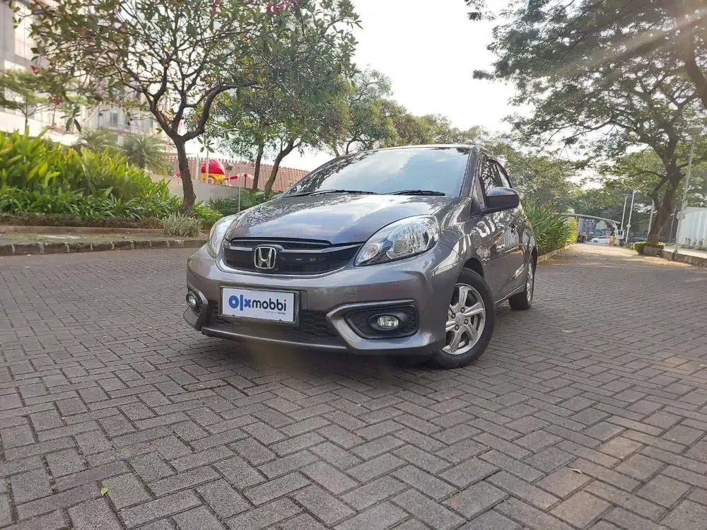 TDP 1 JUTA Honda Brio Satya 1.2 E Bensin-MT 2017 Abu-Abu CAGCD