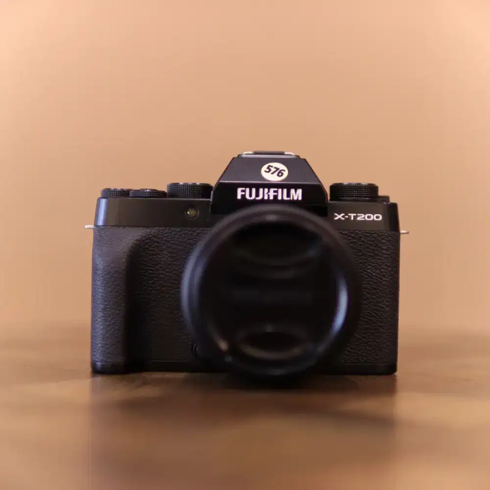 FUJIFILM X-T200 KIT 15-45MM GOOD CONDITIONS