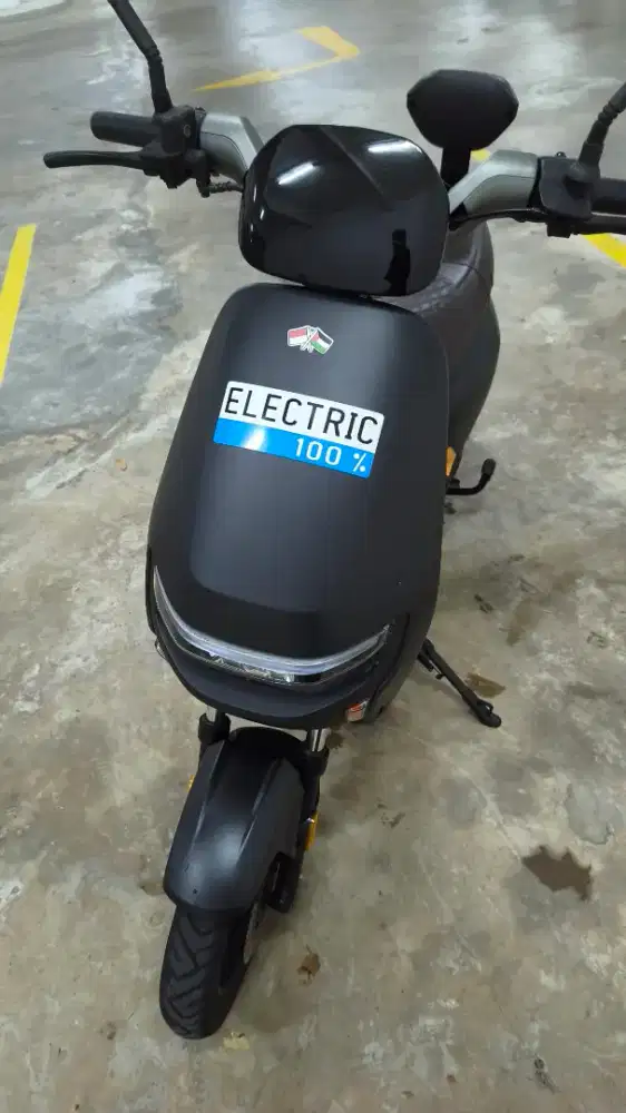 Uwinfly M75 Hitam