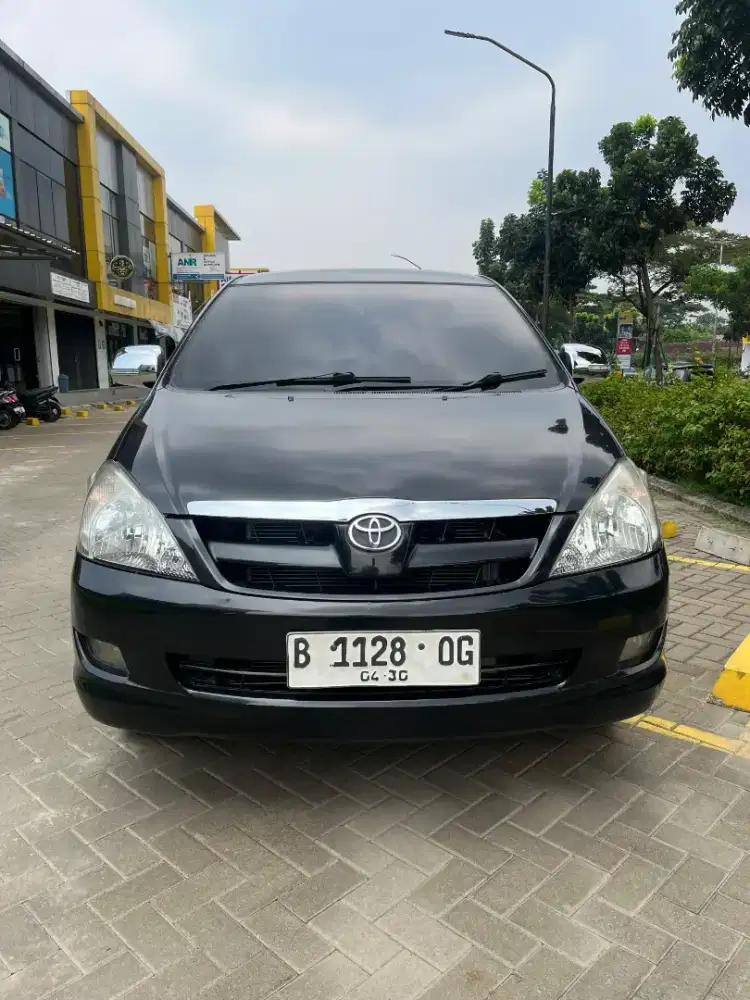 Innova V kondisi Gress jrg pakai sngt trwt, wangi khas innova elegan