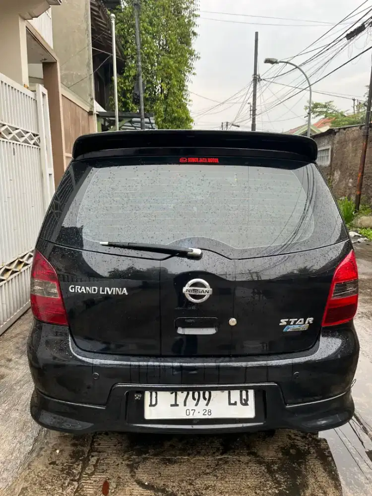 Nissan Grand livina 2012 Bensin