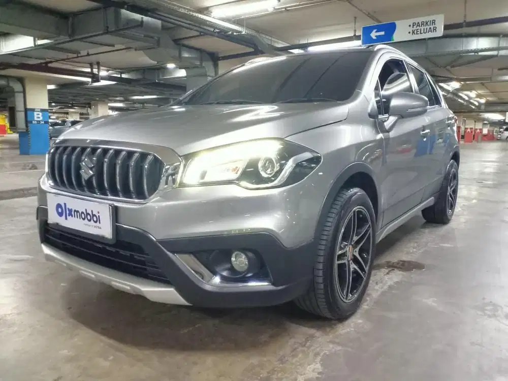 TDP 1 JUTA Suzuki SX4 1.5 S-Cross Bensin-AT 2019 Abu CTVJB