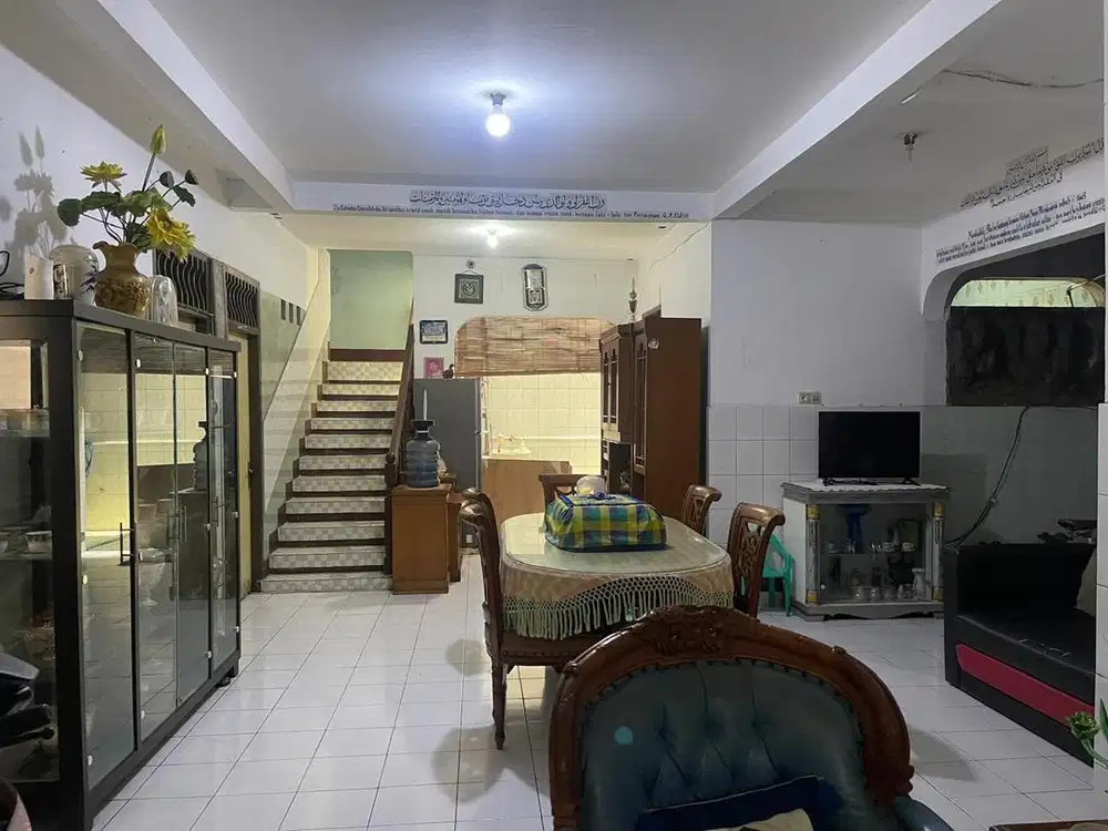 DIJUAL RUMAH LOKASI STRATEGIS NYAMAN TENANG