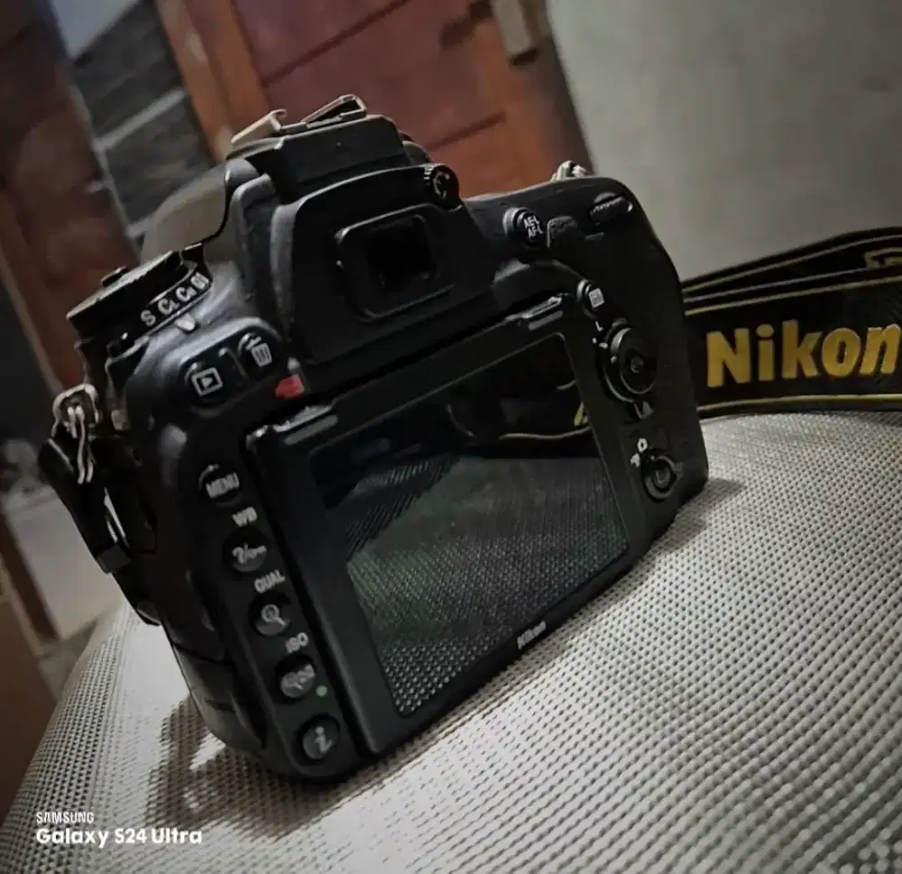 Kamera Nikon D750 + Lensa