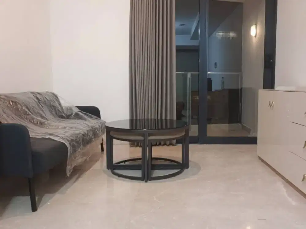 Termurah Sewa Apartemen The Peak Lantai 22 Tunjungan Plaza TP Paling Murah Surabaya Pusat