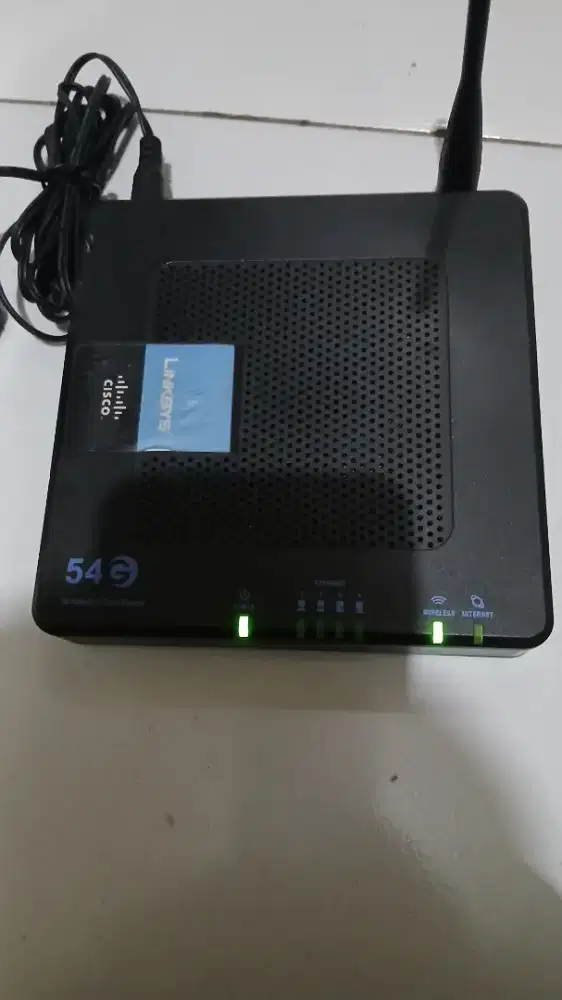 LINKSYS Wireless-G Home Router Model WRH54G