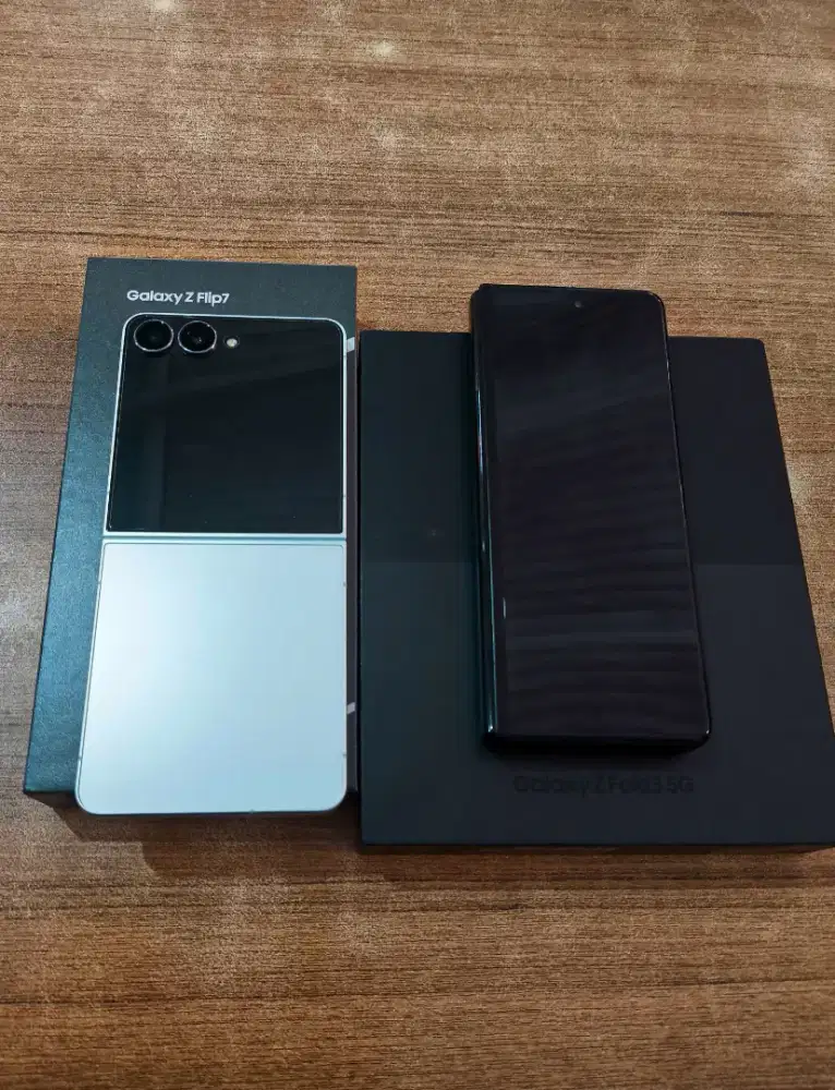 TT Samsung Fold 3 dan Flip 7 Garansi ON Pribadi sudah tidak terpakai