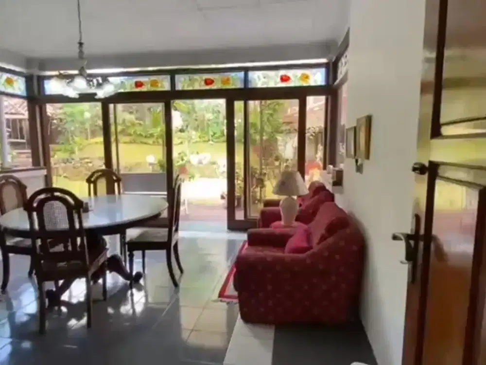 Dijual rumah cantik terawat daerah Gunung Batu dekat pintu tol Pasteur, Bandung