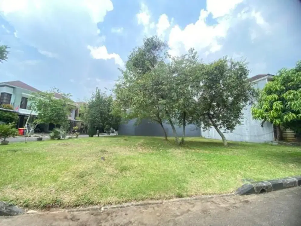 Dijual Kavling Dalam Cluster, View Taman Luas 306M2, Siap Bangun Lokasi Strategis Bebas Banjir, Keamanan 24 Jam, Grand Wisata Bekasi