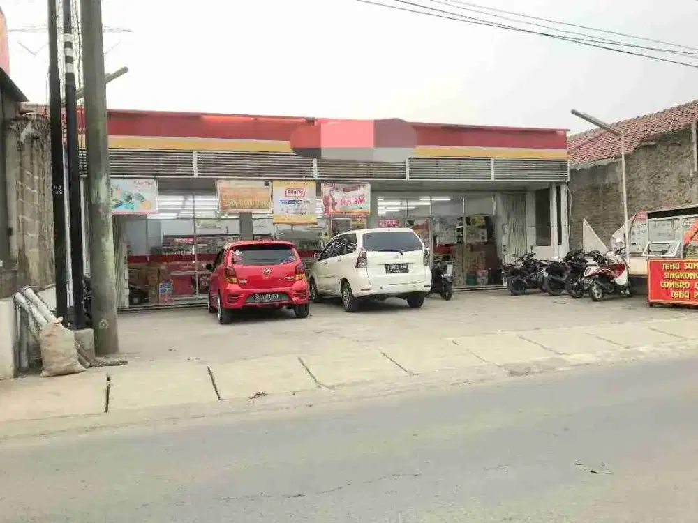 RUKO RAMAI !! LUAS 300 Ex Minimarket Disewakan Rawalumbu Bekasi