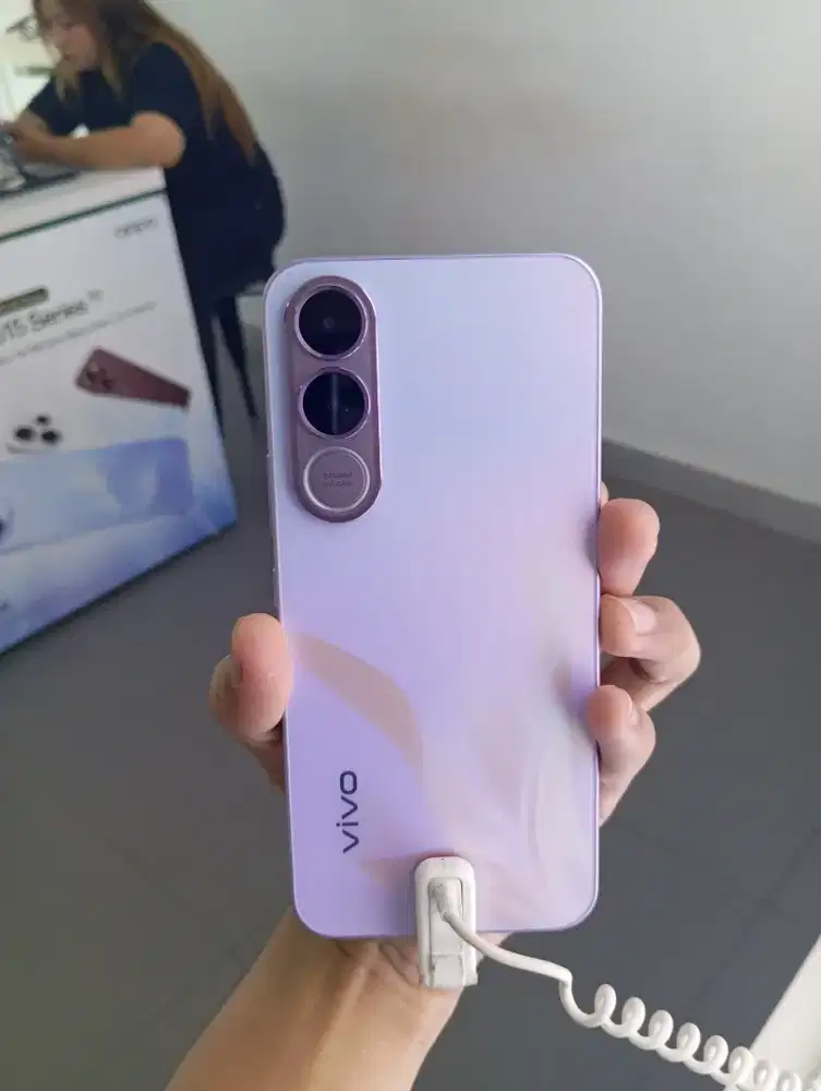 VIVO V SERIES V70 FE