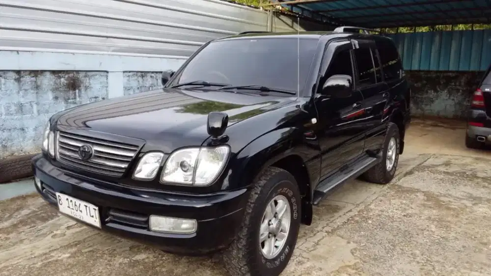 Toyota Land Cruiser Cygnus 4,7 AT