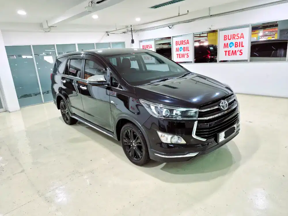 KM 20 RB! TOYOTA INNOVA VENTURER MANUAL 2018 BENSIN CAT FUL ORI NIK 17