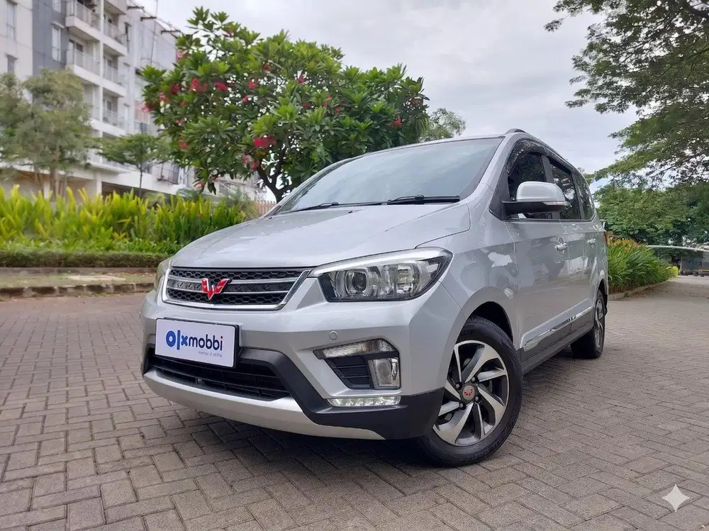 TDP 1 JUTA Wuling Confero S 1.5 C Bensin-MT 2019 Silver CTYNB