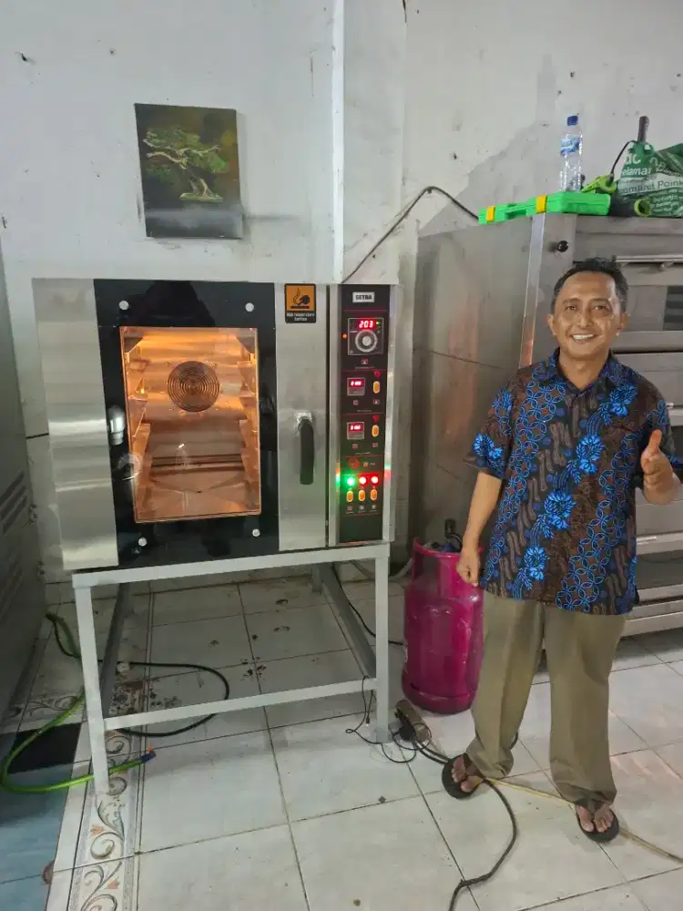 Convection Oven Gas isi 5 loyang merk Getra Jarang dipakai murah