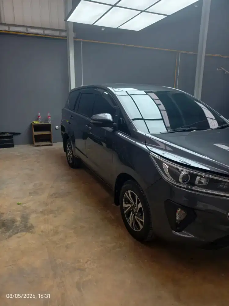 Toyota Kijang Innova Reborn 2.4 V Diesel AT
