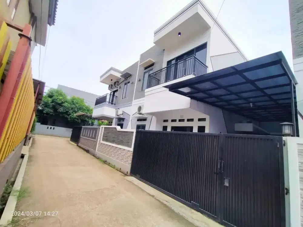 Rumah Free Perabot Lt.90m² di Pancoran Mas Dekat Halte Trans Jakarta Samping Tol Desari Sawangan