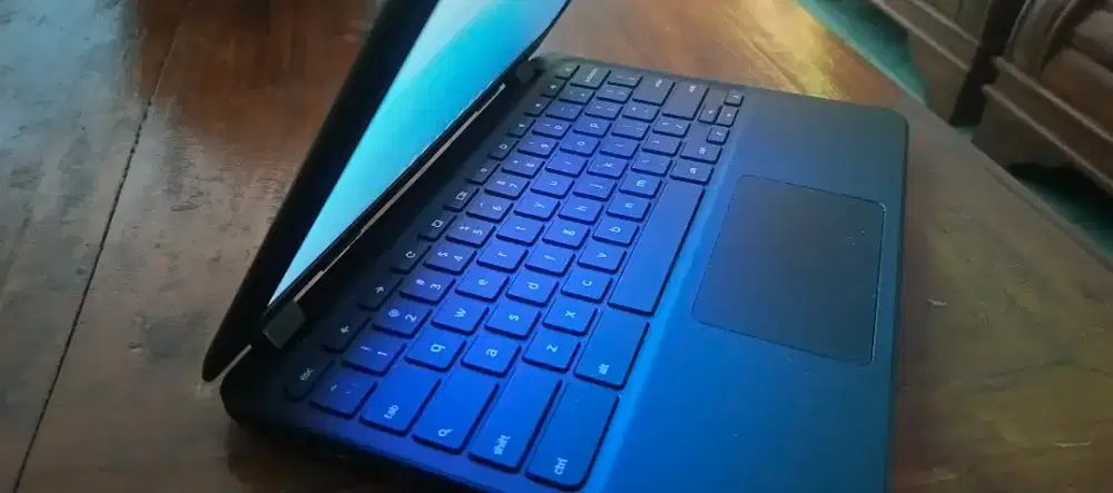 DIJUAL MURAH – Laptop Lenovo Mulus Jarang Pakai