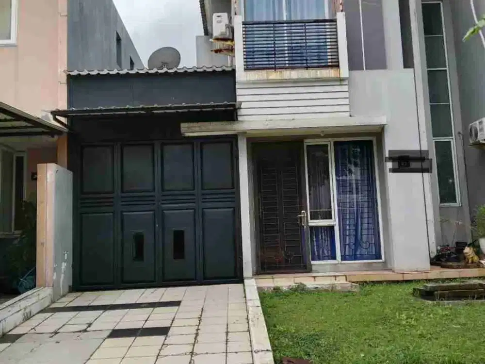 DI SEWA RUMAH 2 LT DI CLUSTER AZALEA GADING SERPONG