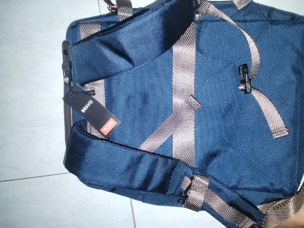 Tas Tumi Navi original