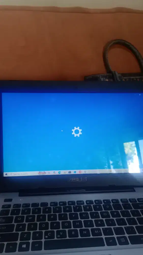 laptop asus x455L.core i3