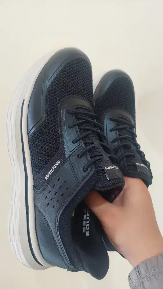 Jual Murah Sepatu Skechers Model Terbaru (Skechers Nevarro)