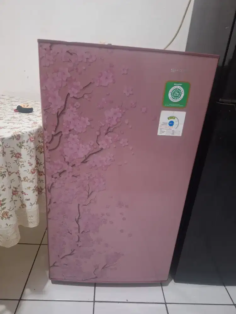 Kulkas 1 pintu merk Sharp