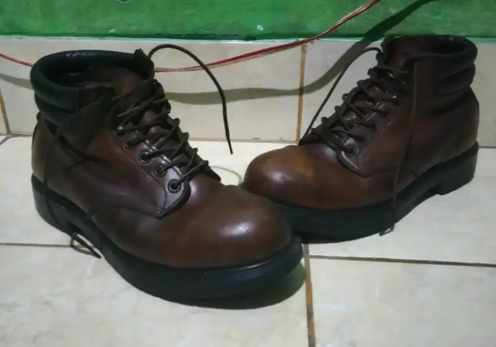 sepatu RED WING 2245 Uk.42