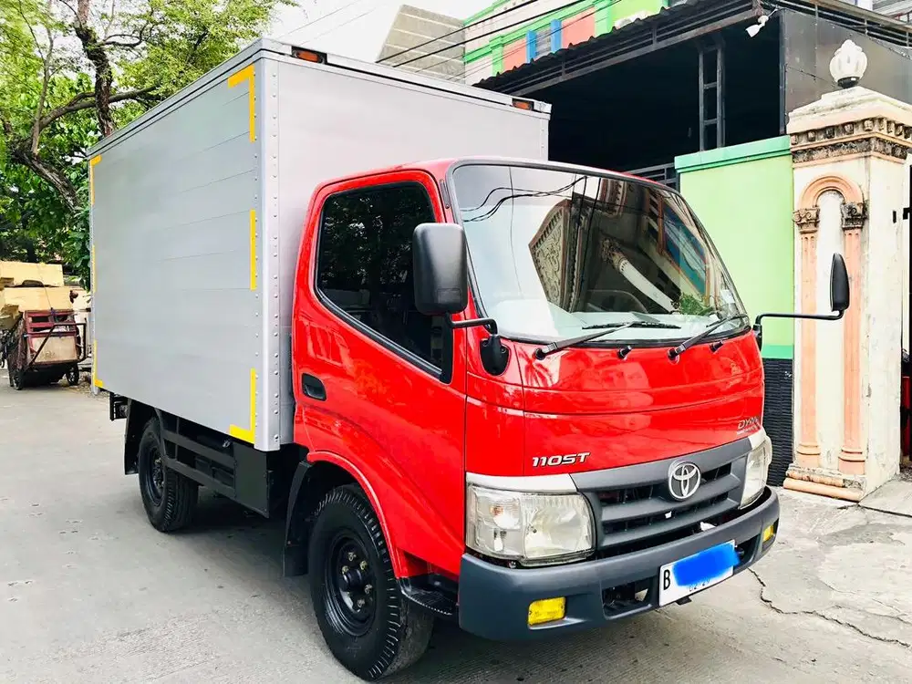 Toyota Dyna 110 ST Engkel Box thn 2012 / 2013 Short Power Steering