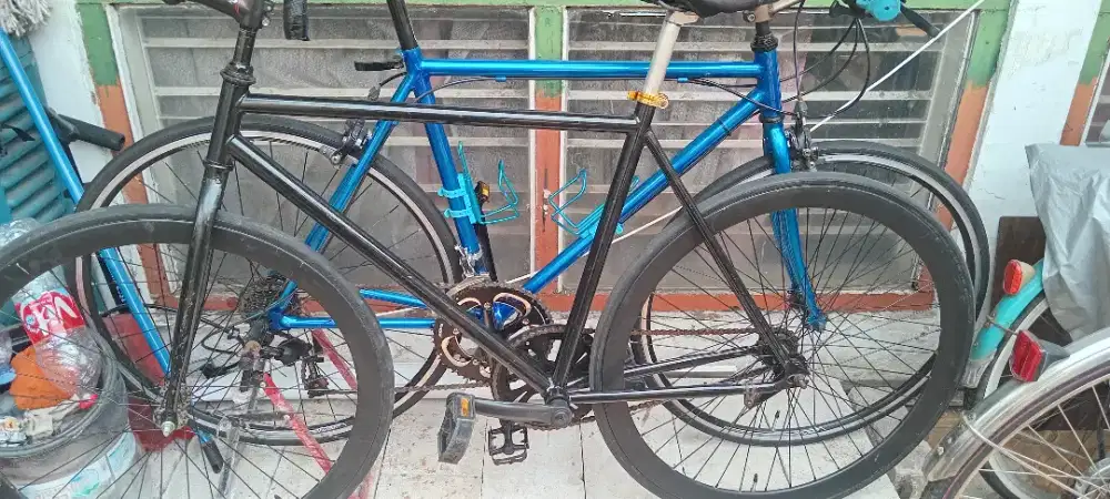 Dijual Sepeda Fixie warna hitam mistery part pilihan