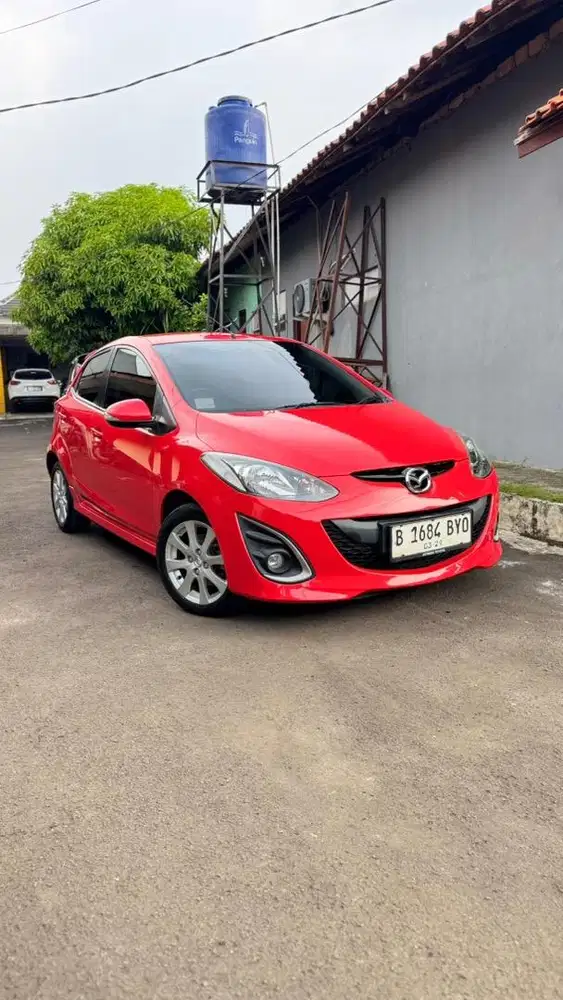 Mazda 2 Matic 2013