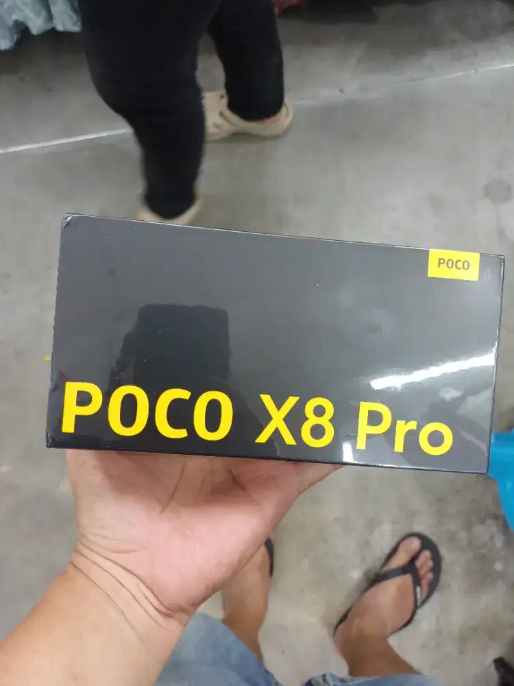 Poco X8 Pro ram 12/512 Putih