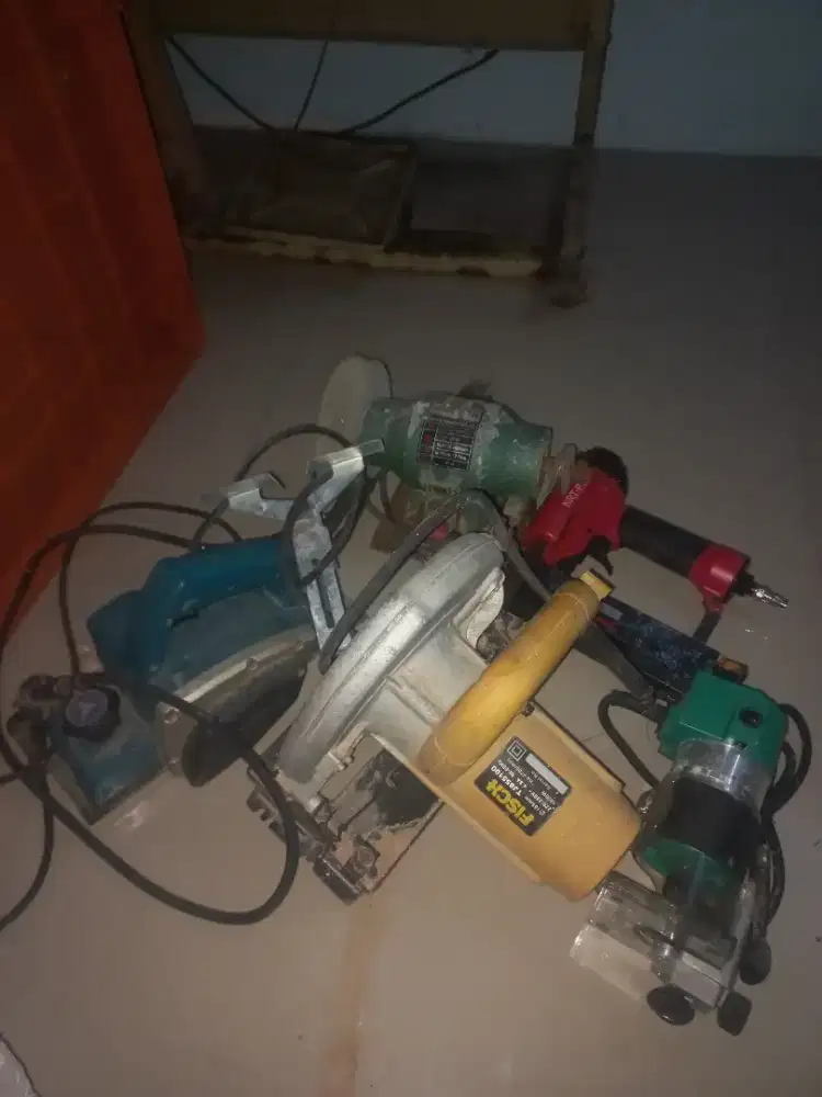 5 alat mesin listrik gergaji listri,serutan listrik,dll