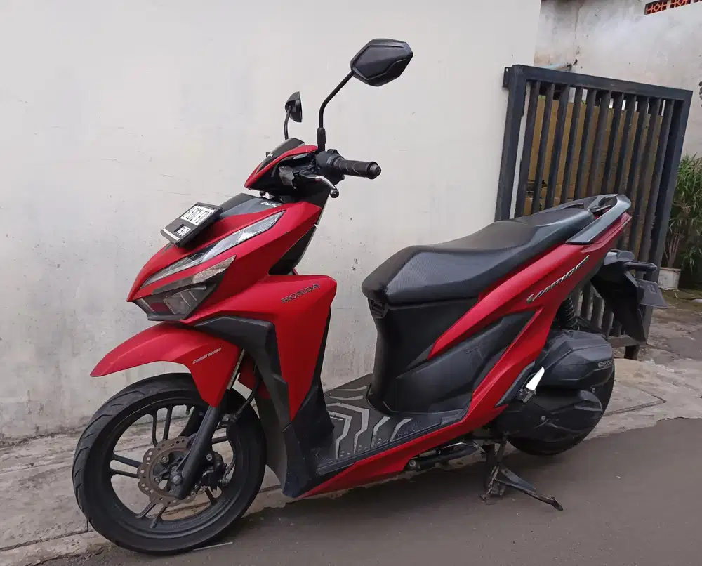 Di jual cepat vario led new 150 2021 siap pakai