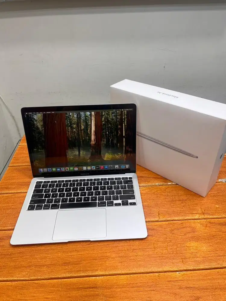 Macbook Air 13 inch M1 8/256GB Second Mulus Original IBOX