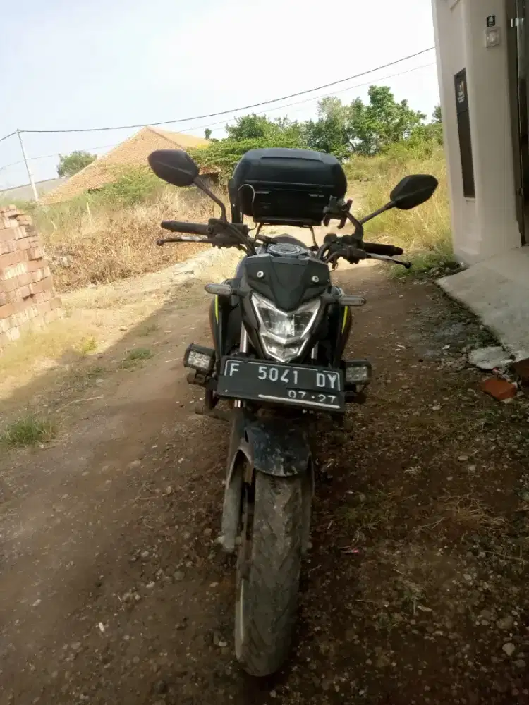 Motor Honda CB150R StreetFire